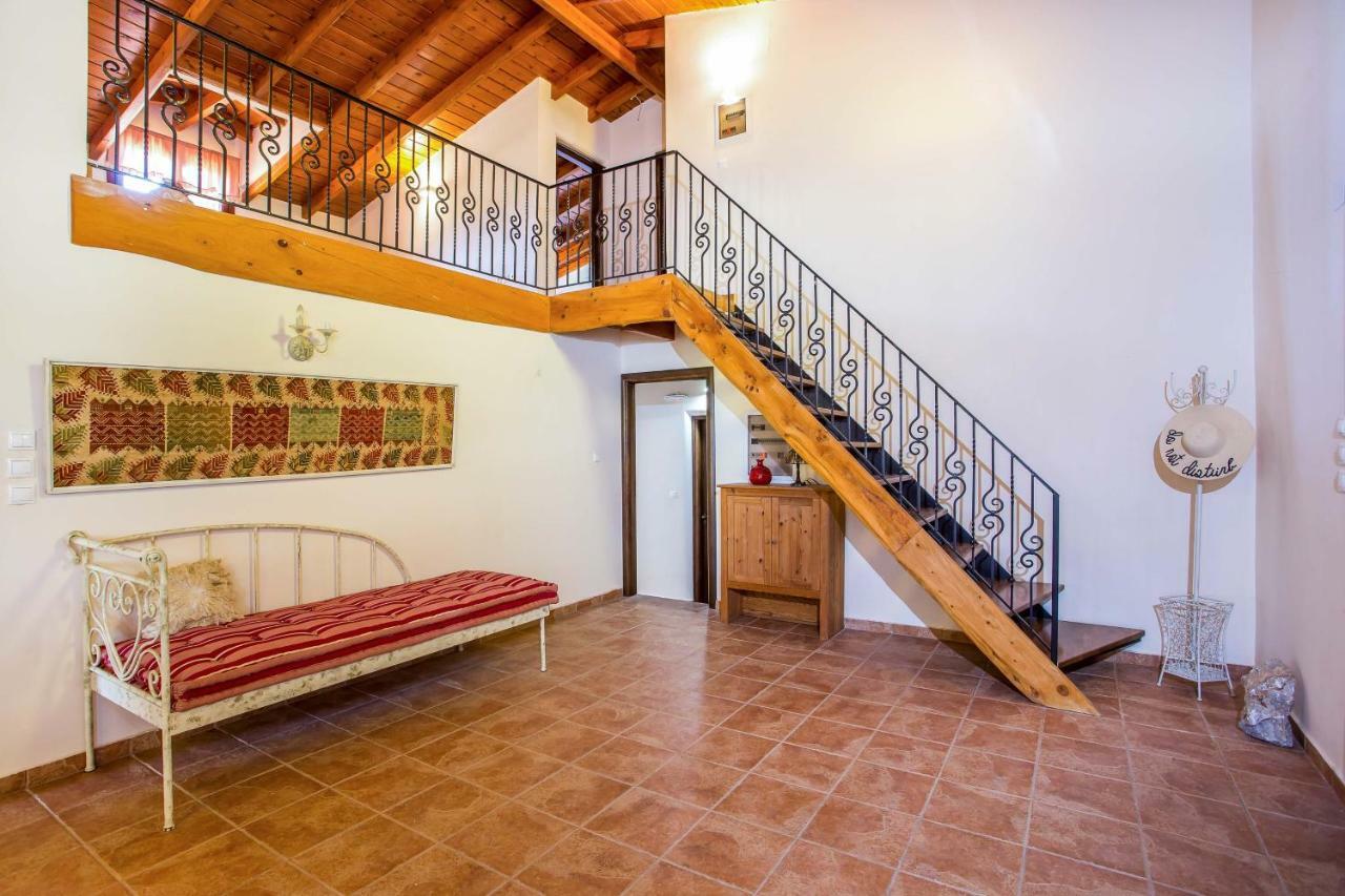 Sunny Countryside Villa - With Private Pool فاليراكي المظهر الخارجي الصورة